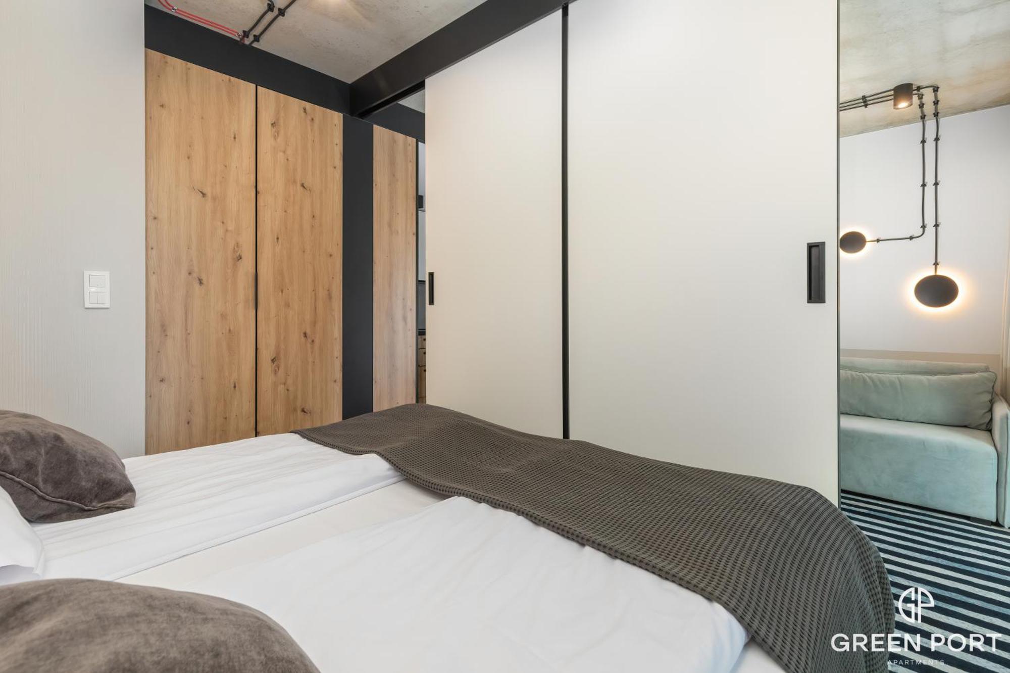 Port By Jantar Apartment